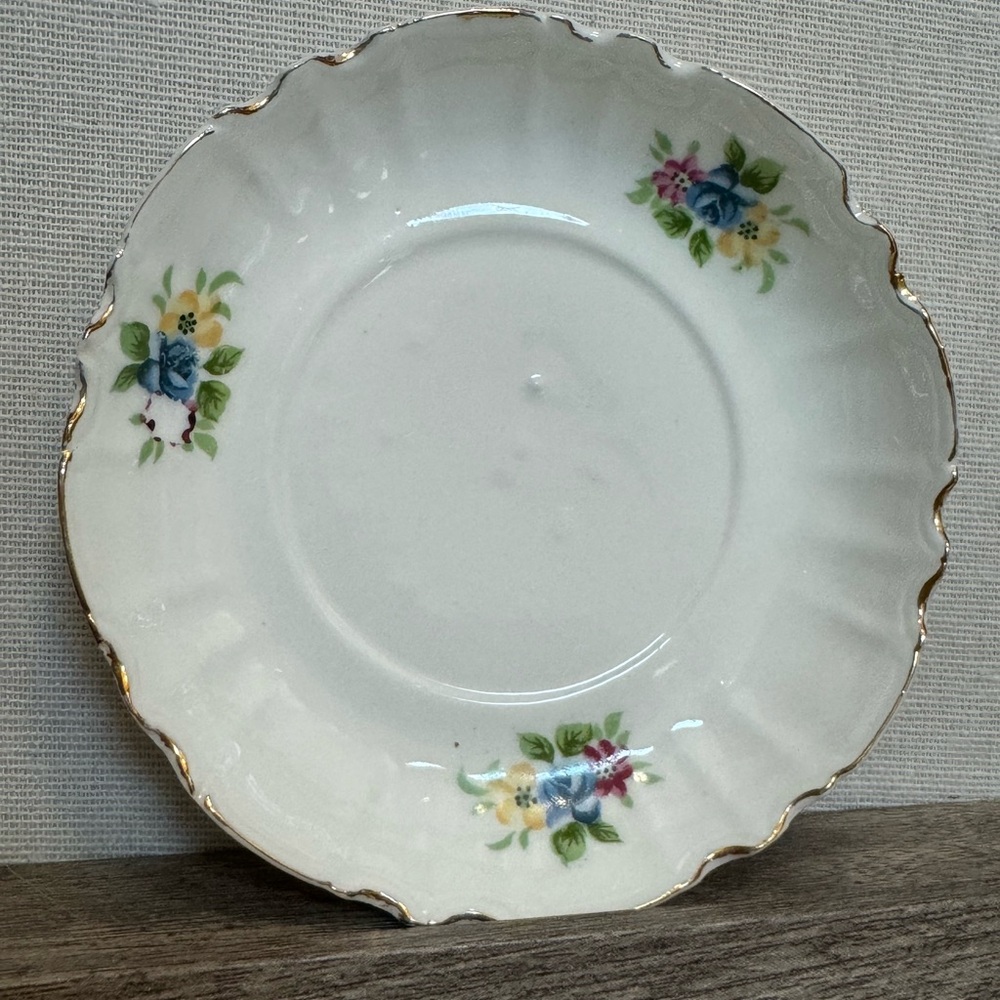 Enesco Japan Butter Small Plate Vintage with flowers and gold edges